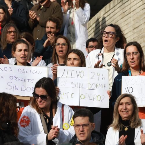 La huelga de médicos en España: protestas en las calles contra el Estatuto Marco impulsado por Sanidad, en imágenes
