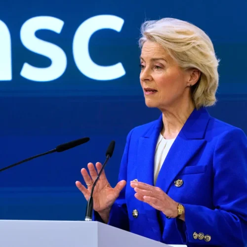 Von der Leyen asegura que el asesinato de Navalni con veneno de rana fue «un acto cobarde de un líder atemorizado»