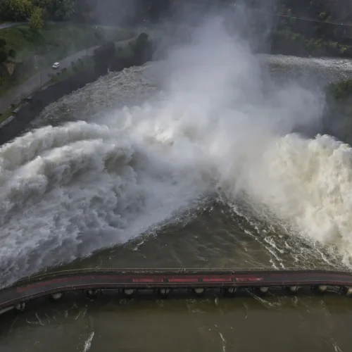 Buscan a una pareja desaparecida en Portugal en una zona muy afectada por temporales
