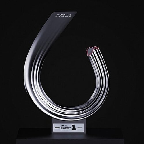 Así es ‘Monumental’, el original primer trofeo de la Fórmula 1 en Madrid