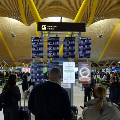 El Gobierno aprueba un mecanismo legal para limitar los precios del transporte en emergencias como la de Adamuz