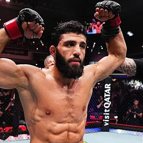 Una leyenda de la UFC señala al hombre capaz de derrotar a Ilia Topuria: «Tiene las capacidades para vencerlo»