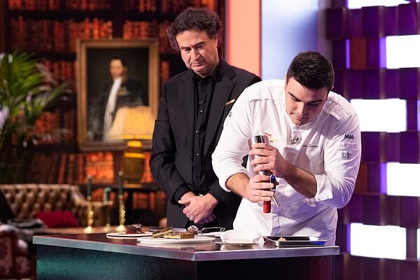 Acuerdo histórico entre Disney+ y RTVE: los programas más icónicos de la pública se verán en la plataforma