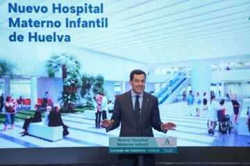 Moreno cuestiona ahora la “cadena de información” en la crisis de los cribados y deja de apuntar a los radiólogos