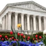 El Tribunal Supremo de EE UU anula la prohibición de las terapias de conversión en menores LGTBIQ+