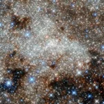 Descubren en Sagitario una estrella recién nacida y más evolucionada que la principal: caliente, luminosa y masiva