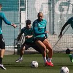 Amrabat y Natan, en la lista de convocados para la ‘final’ ante el Panathinaikos