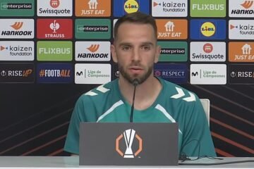 Pau López: «Parece que o hacemos historia o fracasamos, y no creo que sea algo real ni normal»