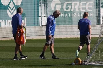 Pellegrini: «Algo estaremos haciendo mal para que la hinchada no esté apoyando en determinados momentos»