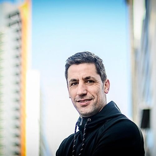 Capdevila: «Habrá a quien no le guste ver a España, pero aquí somos un club abierto a todos»