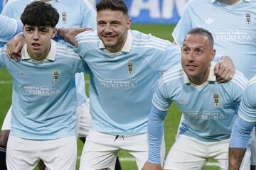 Joaquín hace las delicias del Tartiere en el partido del Centenario del Real Oviedo