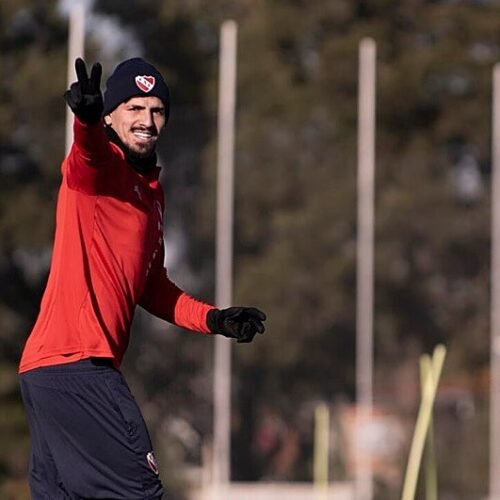 Reunión en Argentina de emisarios del Betis con los agentes de Lomónaco para avanzar en el fichaje