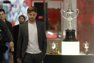 Rakitic, sobre la situación del Sevilla FC: «Hay que confiar en la estructura, en el presidente y en los jugadores»