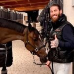 Sergio Ramos y Monchi celebran la victoria del Sevilla ante el Atlético