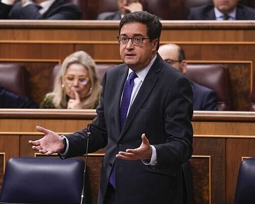 La medida para acabar con el  ‘spam’ telefónico: el Gobierno obligará desde octubre a usar el prefijo ‘400’ en las llamadas comerciales