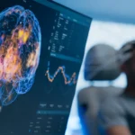 Científicos revelan cómo el entorno acelera o frena el envejecimiento del cerebro