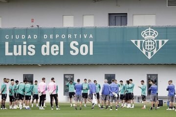 Betis – Espanyol: el maratón final para quedarse la quinta plaza arranca en la Cartuja