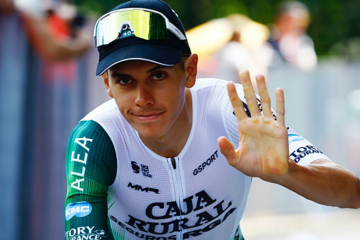 El joven ciclista Jaume Guardeño, sedado y en estado grave al chocar contra un coche