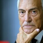 Dimite el presidente de la federación italiana de fútbol tras quedarse fuera del Mundial