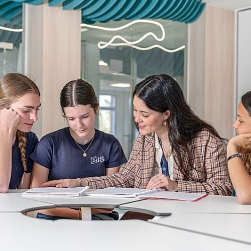 Las cinco claves de Dukes Education para acompañar a los adolescentes en la elección de su futuro