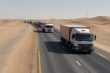 Las nuevas caravanas del Golfo: miles de camiones (en lugar de barcos) en el desierto para salvar el comercio global de la crisis de Ormuz