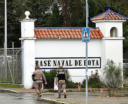 El conflicto laboral más largo de España se recrudece con un ERTE que amenaza a 140 trabajadores de la Base Naval de Rota: «La empresa no ha perdido dinero, ¿por qué vamos a perderlo nosotros?»