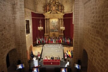 Felipe VI defiende apostar por la diversidad «como factor, no de exclusión, sino de riqueza»