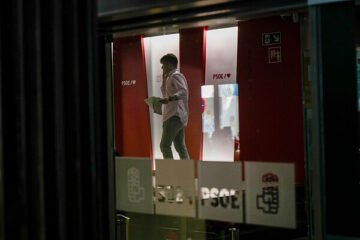 El juez apunta al corazón de Ferraz: «Santos Cerdán puso a disposición de la trama criminal la propia estructura del PSOE»