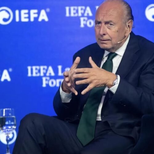De Milei a Sánchez: así es José Luis Manzano, el empresario argentino que se ha asociado con los accionistas ‘rebeldes’ de Prisa en su nuevo canal de televisión