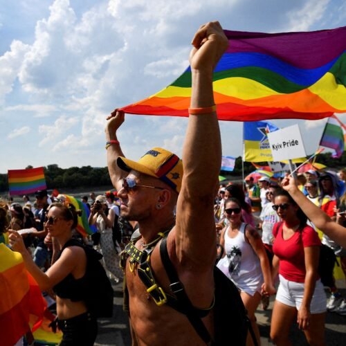 Bruselas rechaza impulsar una ley para prohibir en toda la UE las terapias de conversión para personas LGTBIQ+