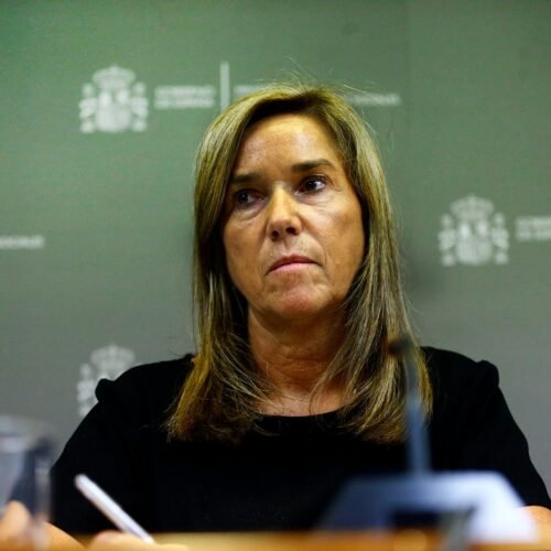 Fernando Simón con Mónica García y con Ana Mato: esta crisis no es como la covid, sino como el ébola