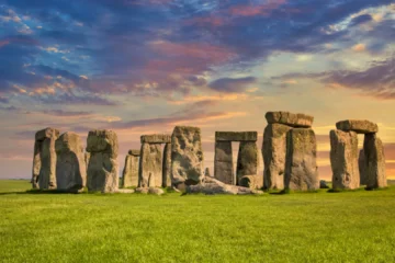 El misterio de Stonehenge, resuelto tras 5.000 años: un experto afirma que las piedras fueron transportadas en una «competición»