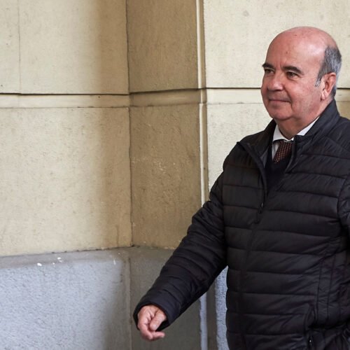 La UCO intervino casi 20.000 euros hallados en la casa de Gaspar Zarrías, investigado por su participación presunta en la cloaca del PSOE