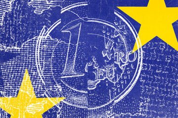 67 años con la vista en Europa