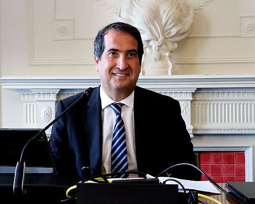 BBVA y Mapfre descartan despidos masivos por la IA: «Nadie va a perder su puesto de trabajo»