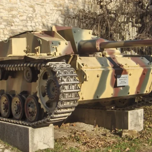 Encuentran un tanque de la Segunda Guerra Mundial casi intacto en una base del norte de Alemania