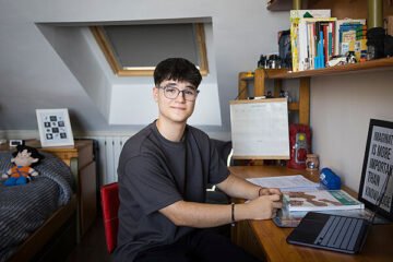 El precio del alquiler trastorna el futuro de los universitarios: «Tuve que renunciar al doble grado porque los alquileres en Sevilla eran desorbitados»