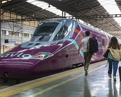 La Abogacía recomienda repetir la prueba bajo sospecha a operador comercial de Renfe que convocó a 5.000 aspirantes