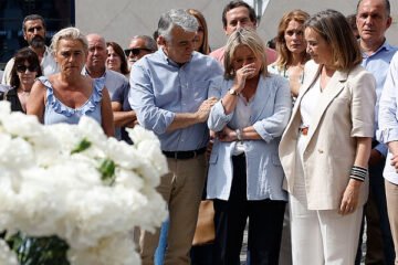 El PP se compromete en Ermua a aclarar los 376 crímenes impunes de ETA frente a la «indignidad» del sanchismo con EH Bildu