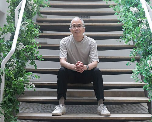 Ted Chiang, el profeta de la ciencia ficción: «Hay que dejar de ver la IA como algo tecnológico y empezar a verla como un peligro político»