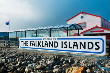 Desde las Malvinas, que ganaron el partido importante a los ingleses y argentinos, hasta los desequilibrios macroeconómicos que puede provocar el yoga
