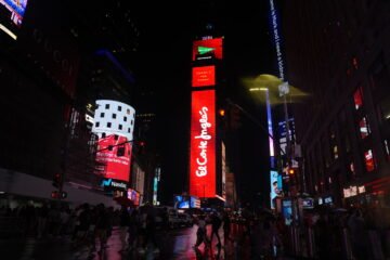 Times Square habla español