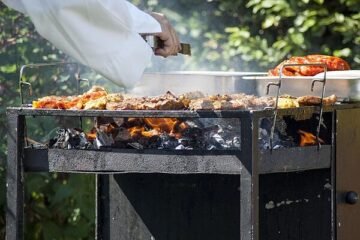 Es oficial: hacer una barbacoa en la terraza puede costarte una multa de hasta 3.000 euros