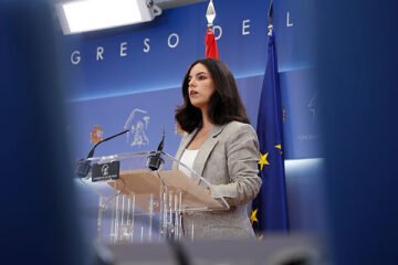 Vox se querella contra Sofía Puente por la Instrucción que amplía las nacionalizaciones por la ‘ley de nietos’