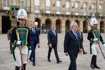 Feijóo llama a «refrescar el ambiente político» frente a los incendios: «España no puede tener ninguna discusión ahora»