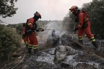 Incendios en Madrid y resto de España, última hora de hoy, en directo | Las rachas de viento en la Sierra de Madrid «complicarán las labores de extinción» este lunes