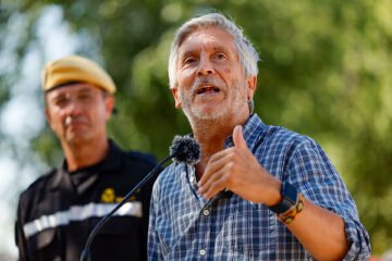 Marlaska cita a las CCAA a una reunión el miércoles ante la emergencia de los incendios