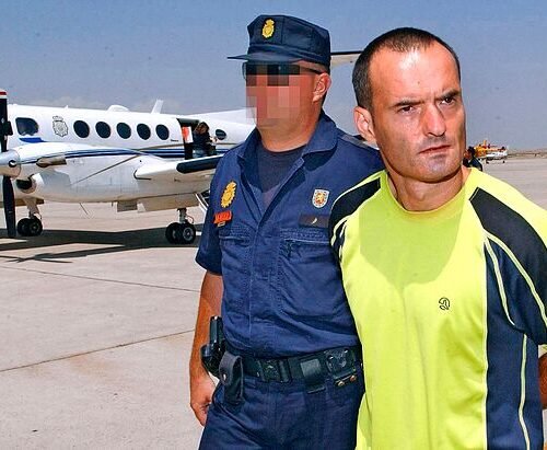 Los jueces de Vigilancia Penitenciaria revocan el tercer grado concedido por el Gobierno vasco a dos miembros de ETA