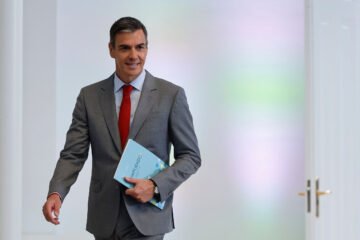 Sánchez lanza desde La Moncloa su candidatura electoral con un balance de sus 8 años de Gobierno sin mencionar la corrupción: «La agenda del sentido común»