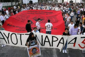 El caso Ayotzinapa suma un nuevo informe que señala tortura, desaparición forzada y ejecuciones extrajudiciales